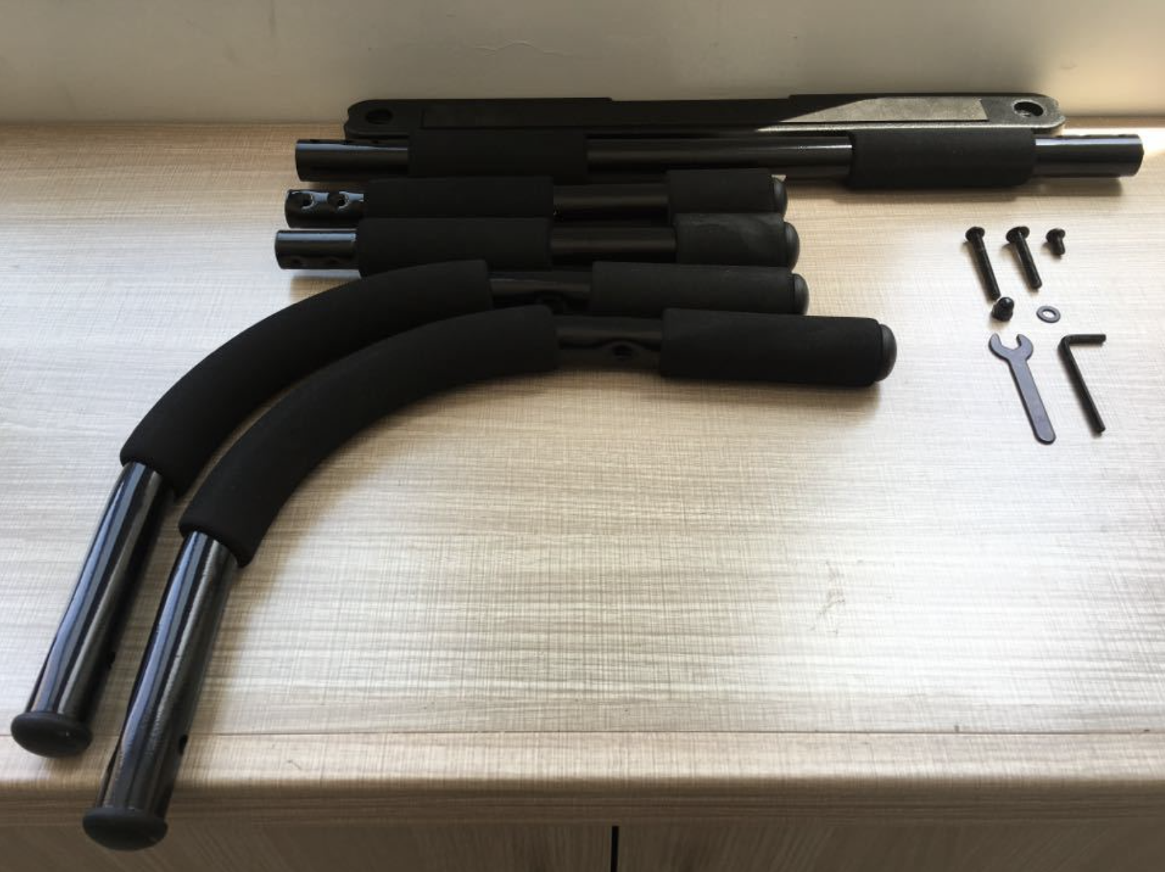 Home Gym Exercise - Pull up Bar Home Gym With