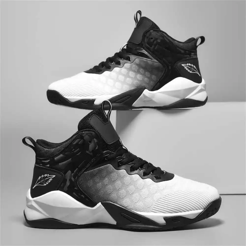 Dark Number 39 Sneakers For Sp - Home Gym And Basketball Court 评论和价格